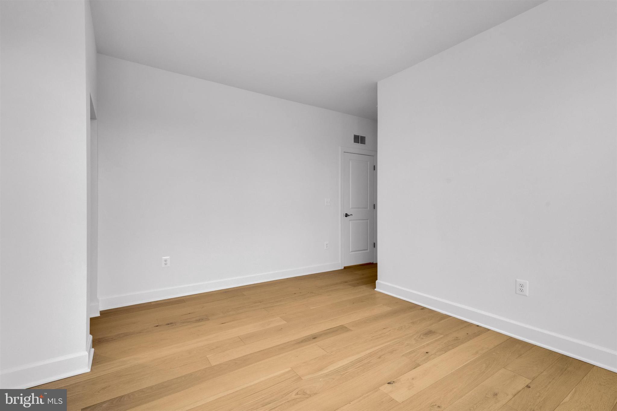 PIMMIT HILLS - Residential