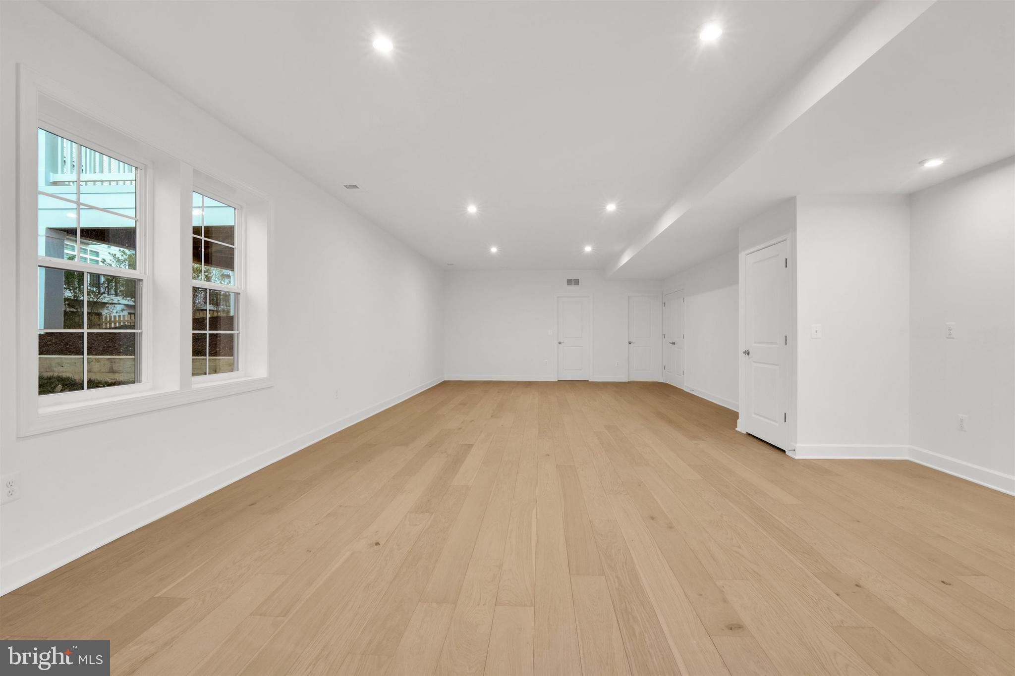 PIMMIT HILLS - Residential