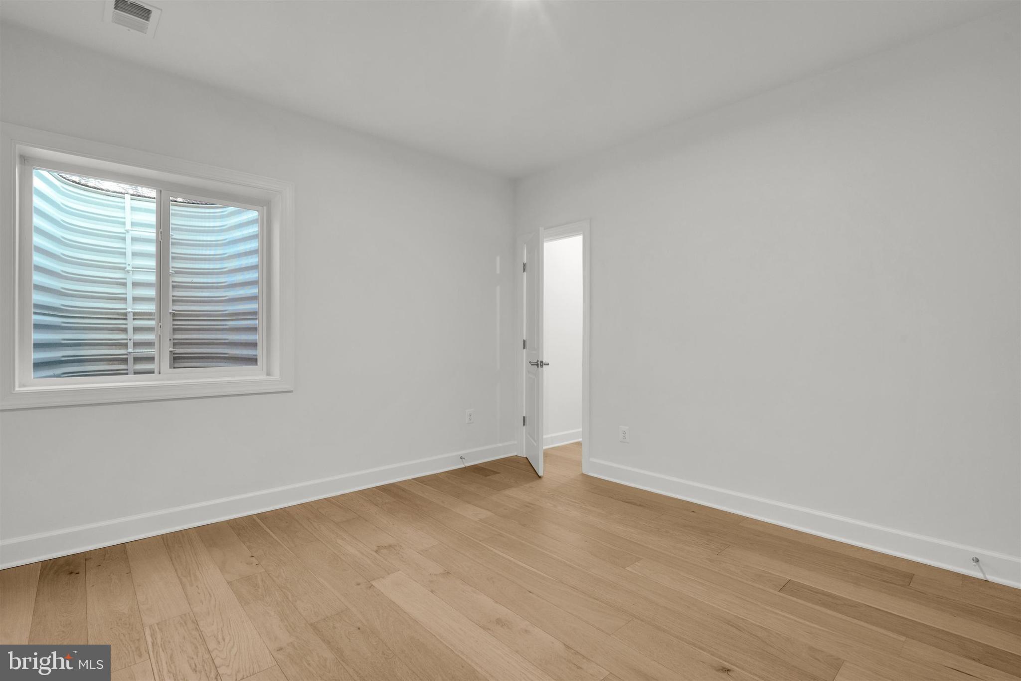 PIMMIT HILLS - Residential