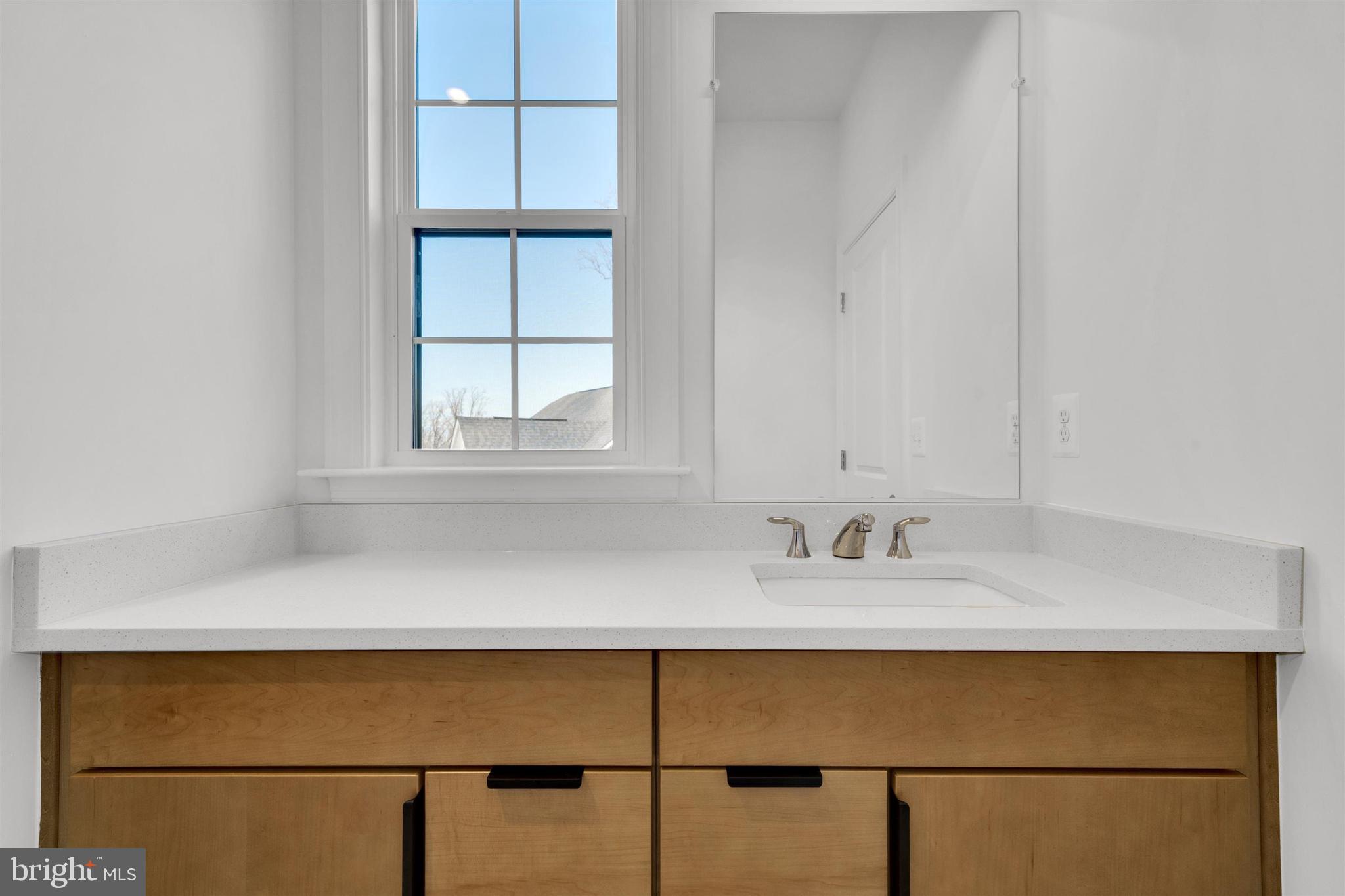 PIMMIT HILLS - Residential