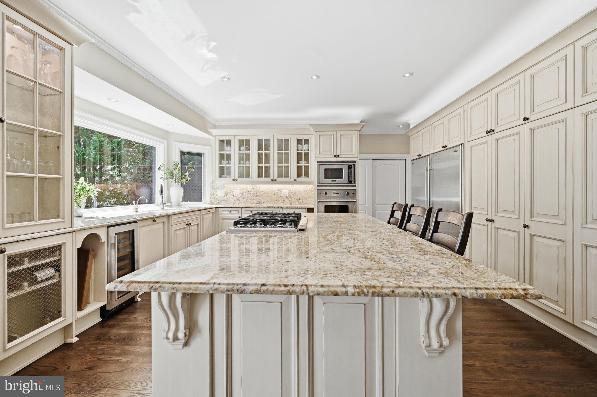 1257 NEW BEDFORD LANE