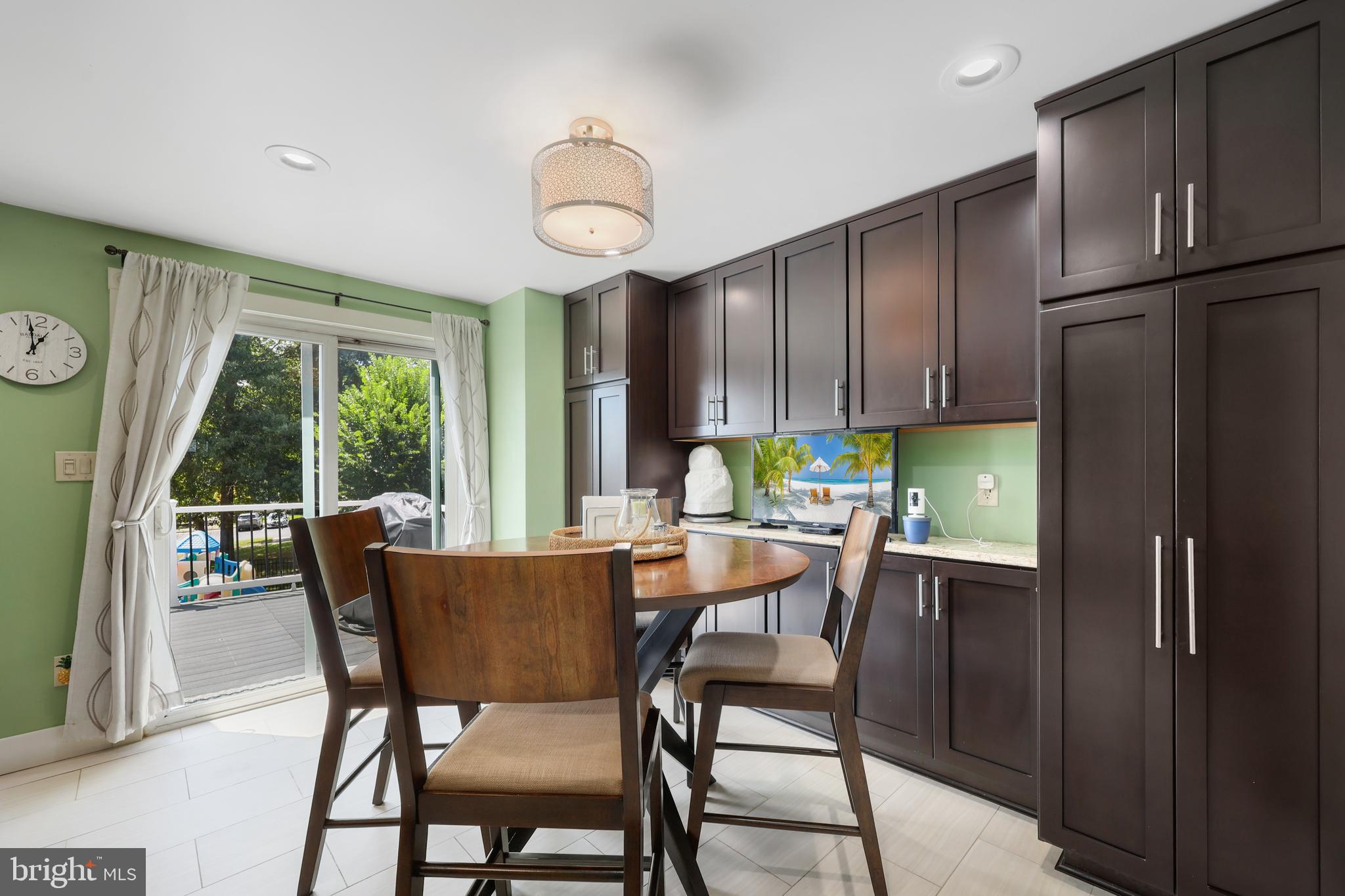 SINGLETONS GROVE - Residential