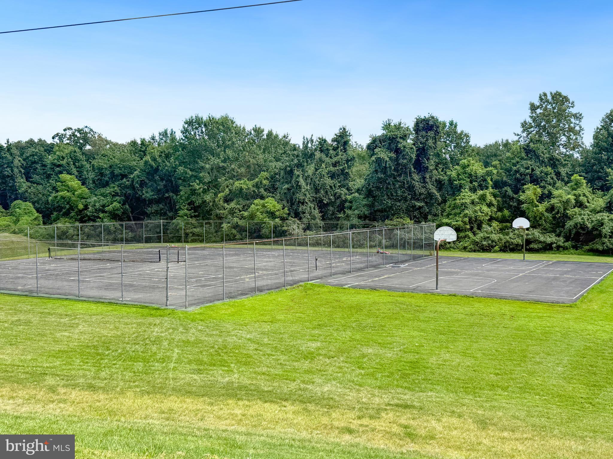 SINGLETONS GROVE - Residential