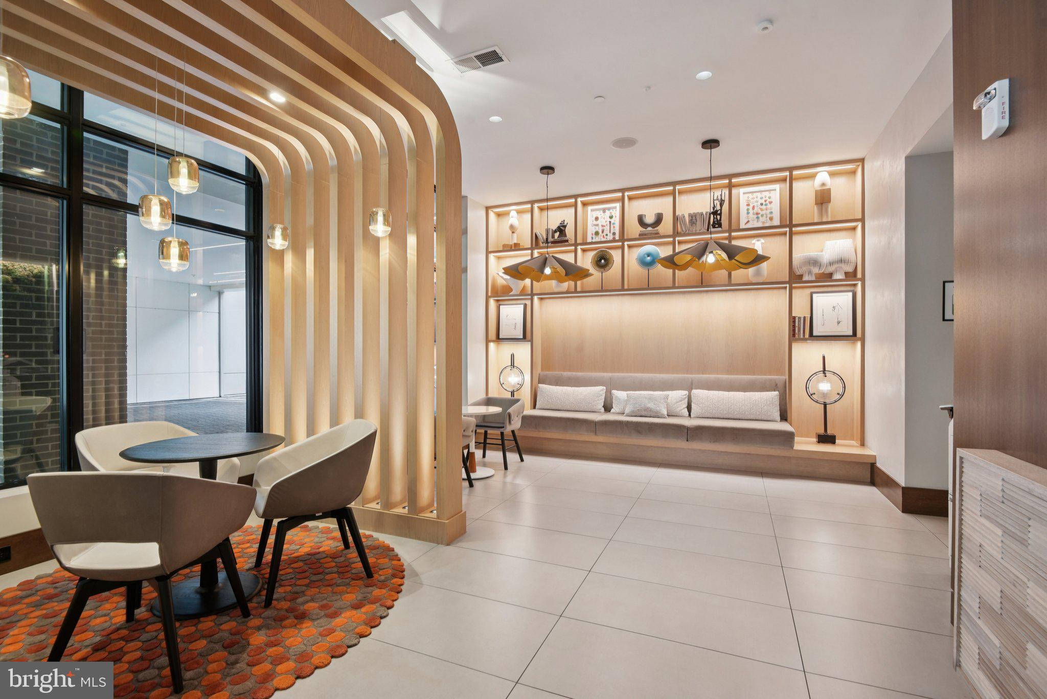 925 N FAIRFAX STREET 104