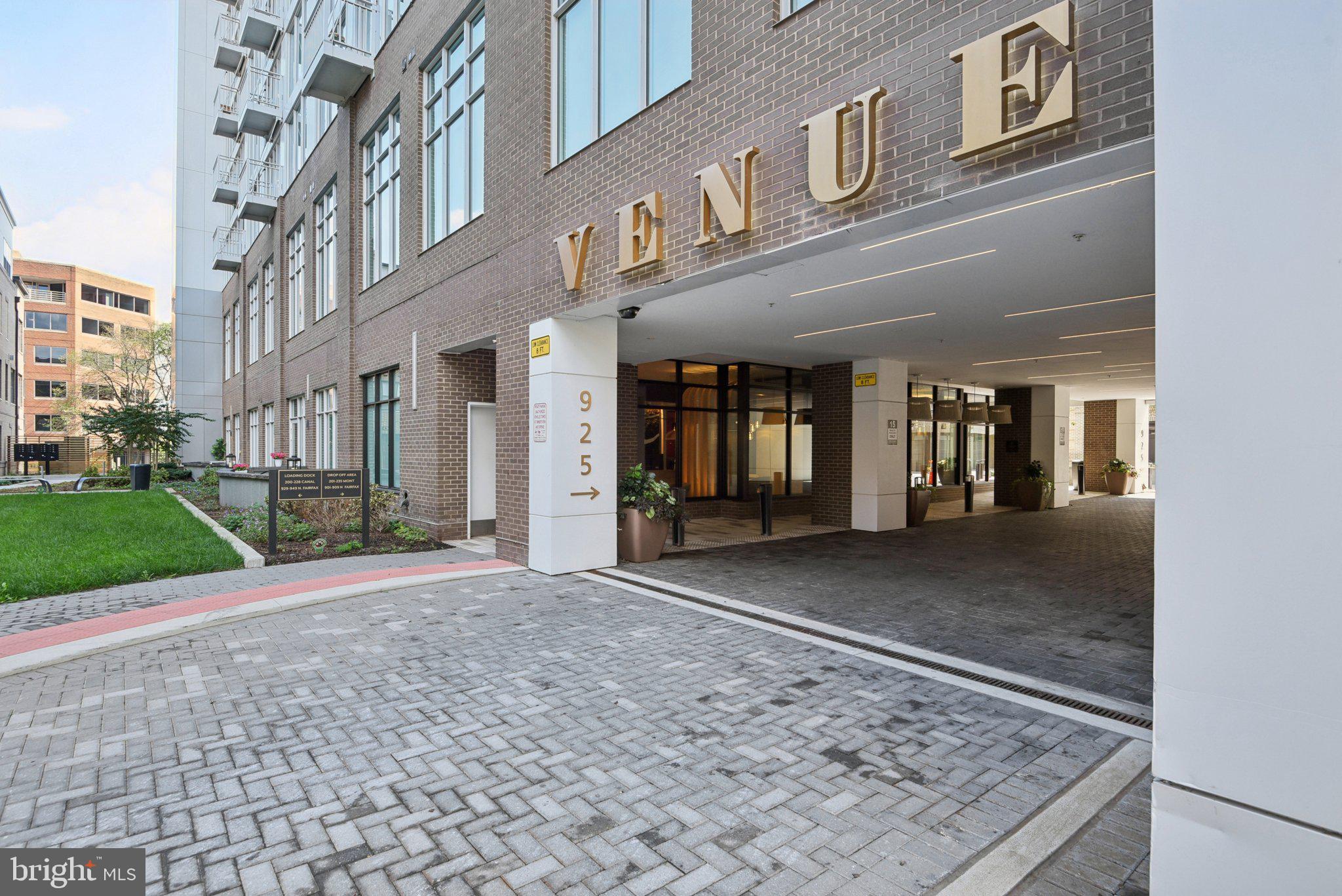 925 N FAIRFAX STREET 104