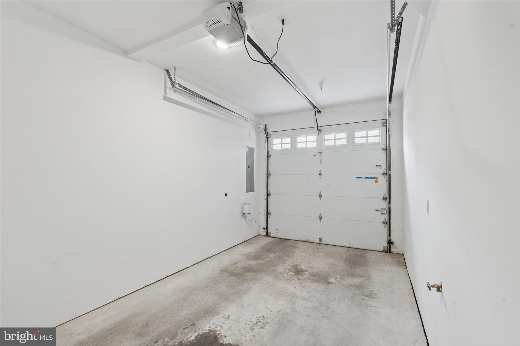 PHILADELPHIA (NORTH) - Residential