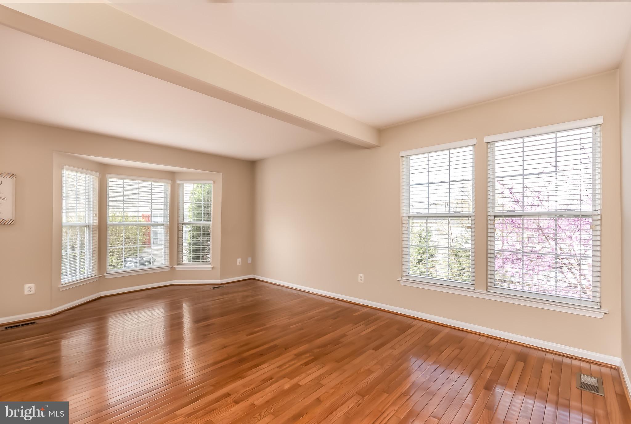 CENTRE RIDGE - Residential