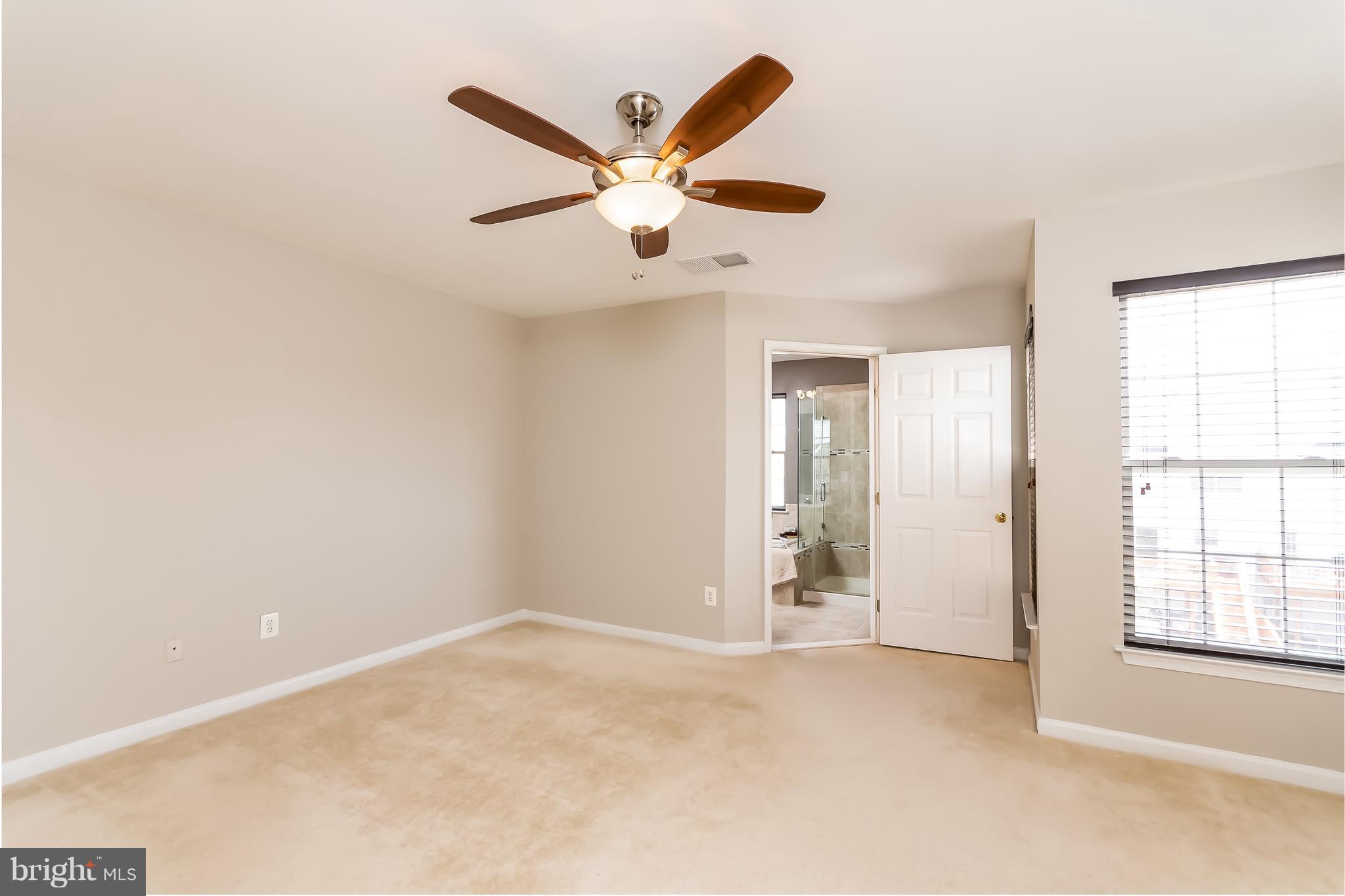 CENTRE RIDGE - Residential