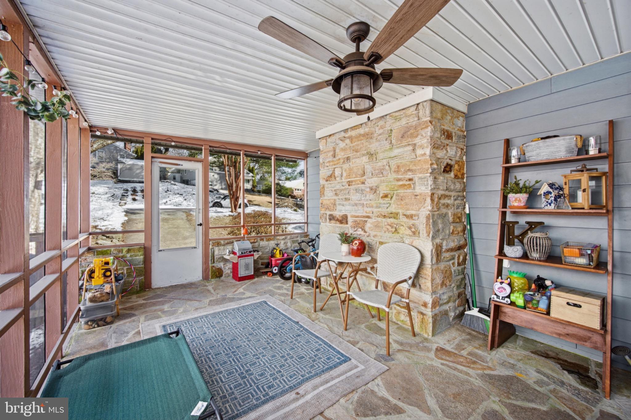 GLENDALE - Residential