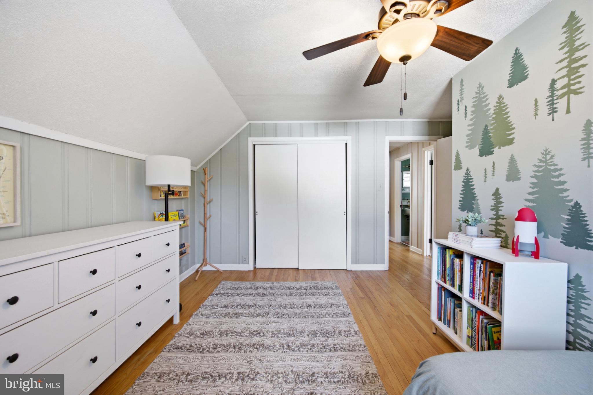 GLENDALE - Residential