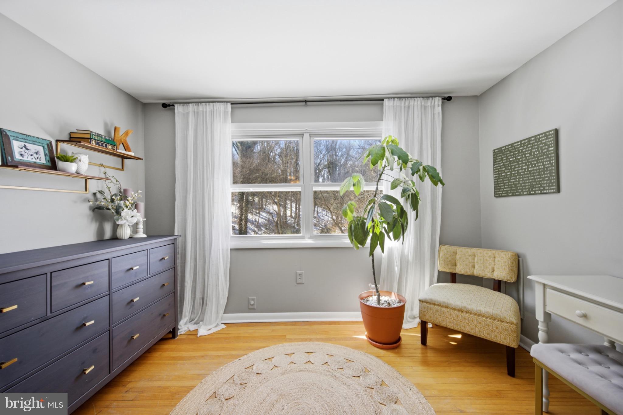 GLENDALE - Residential