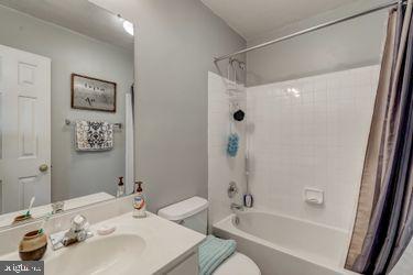 BARKLEY WOODS - Residential