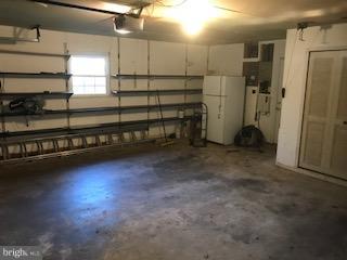 STRATHMORE AT BEL PRE - Residential Lease