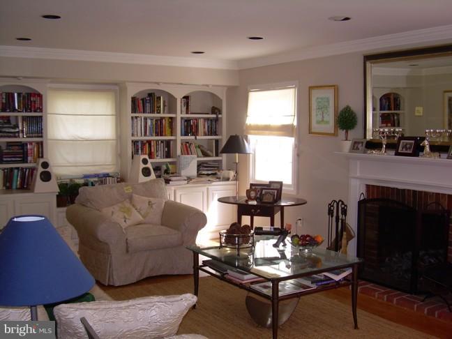 STRATHMORE AT BEL PRE - Residential Lease