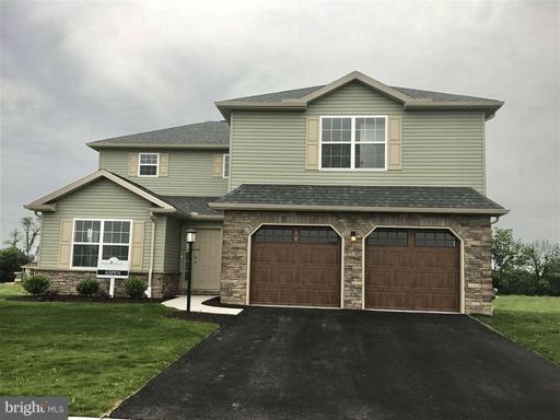 WINDY HEIGHTS, THE NEW - Residential