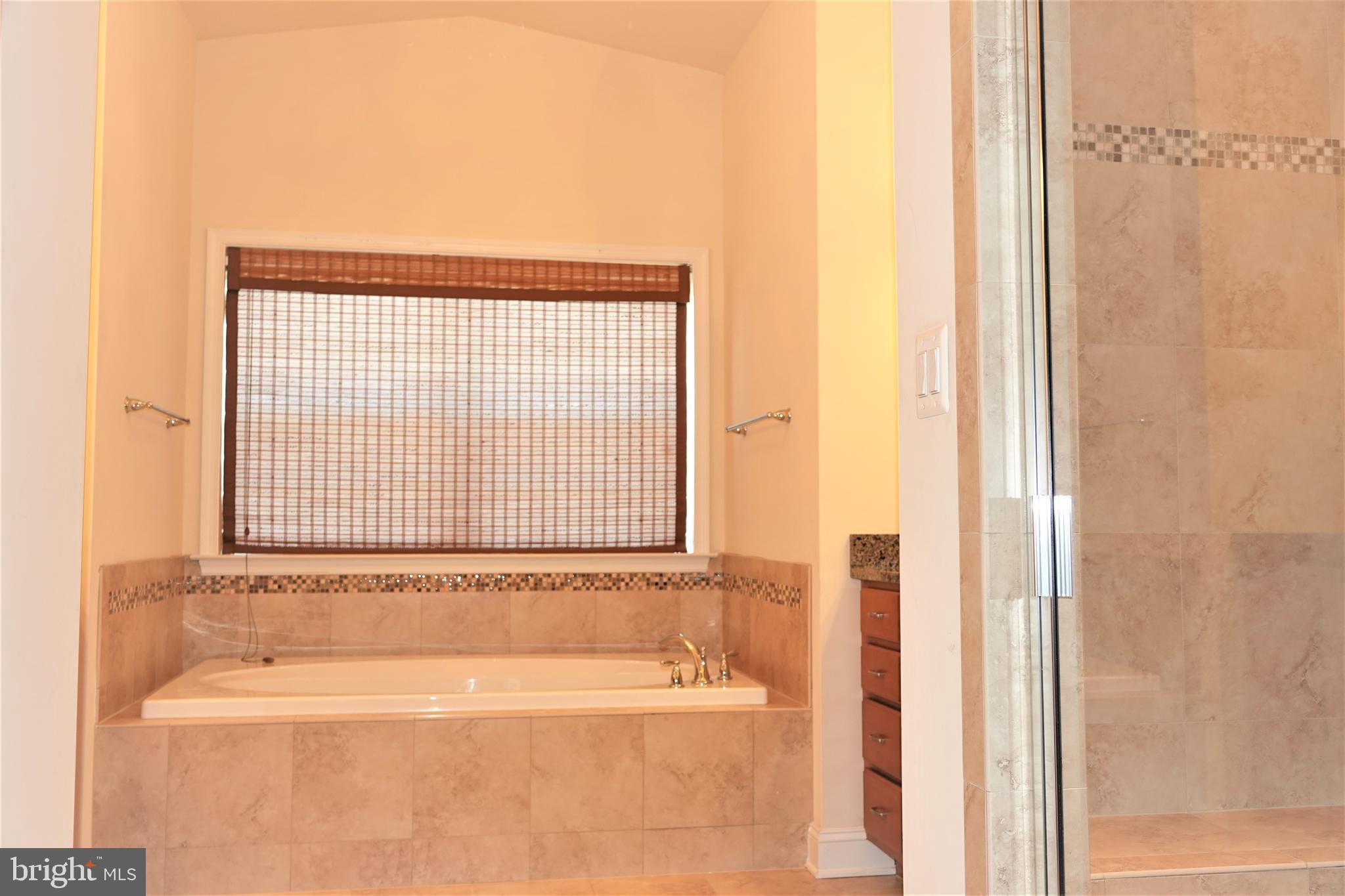 MERRIMACK PARK - Residential Lease