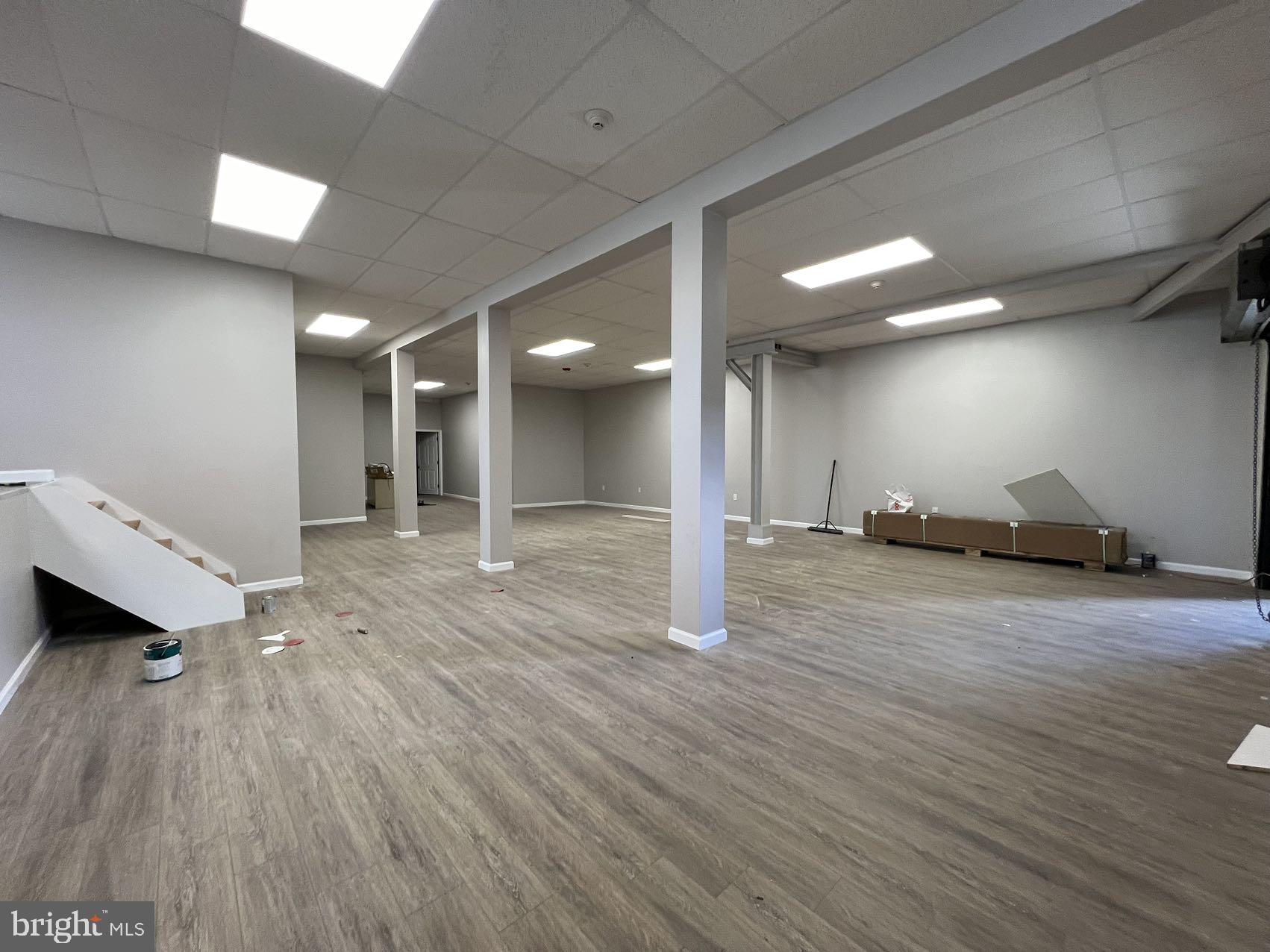 PHILADELPHIA - Commercial Lease