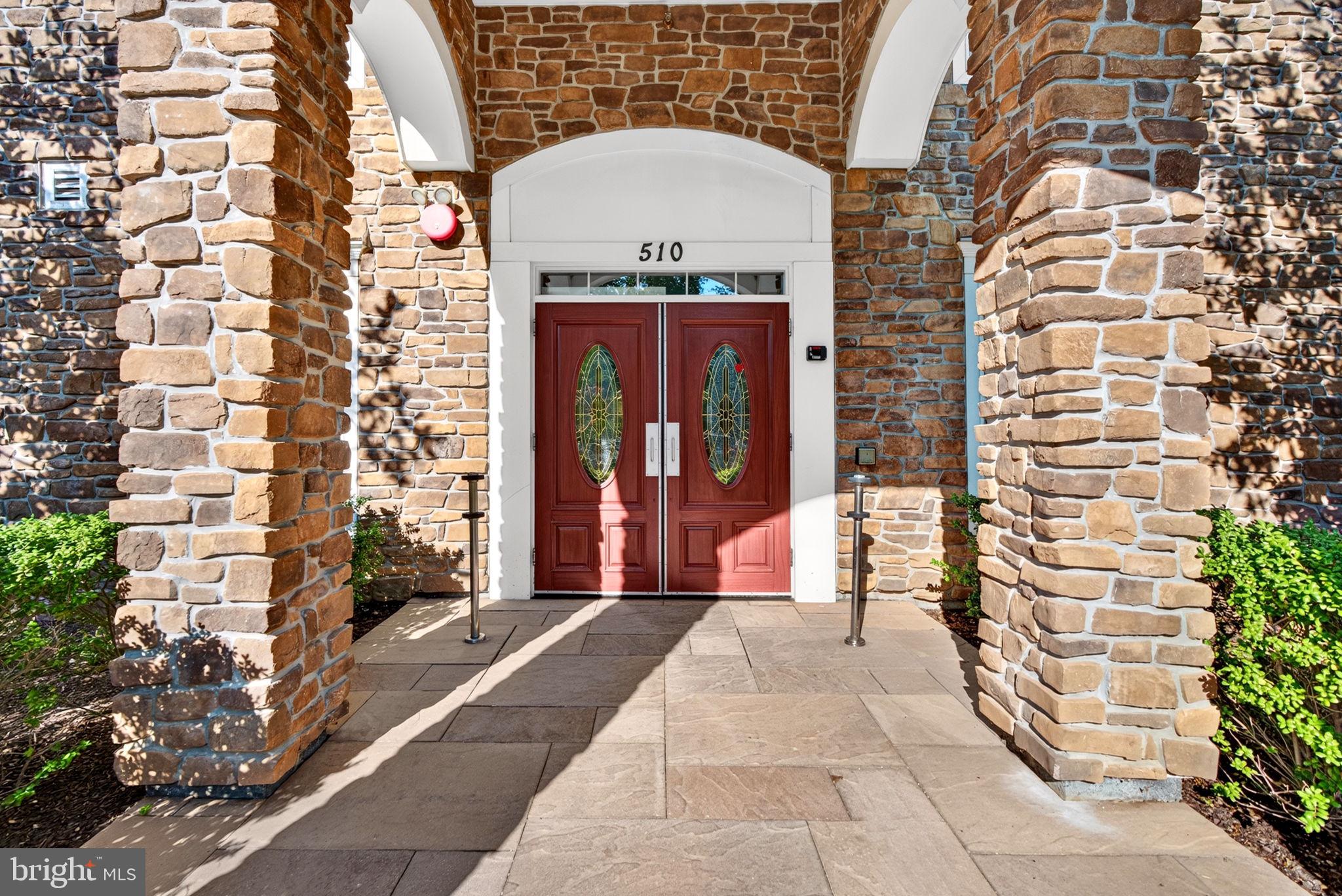 510 QUARRY VIEW COURT 206