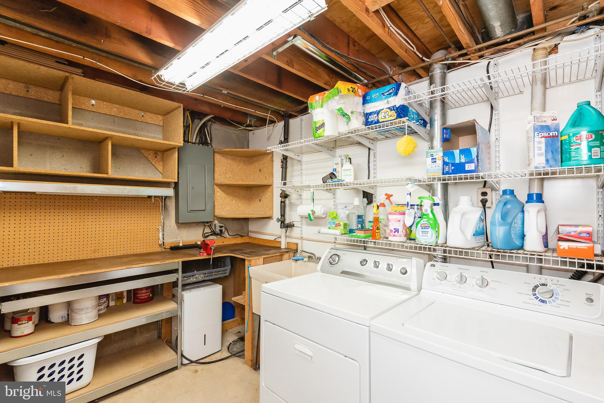 KINGS COURT - Residential