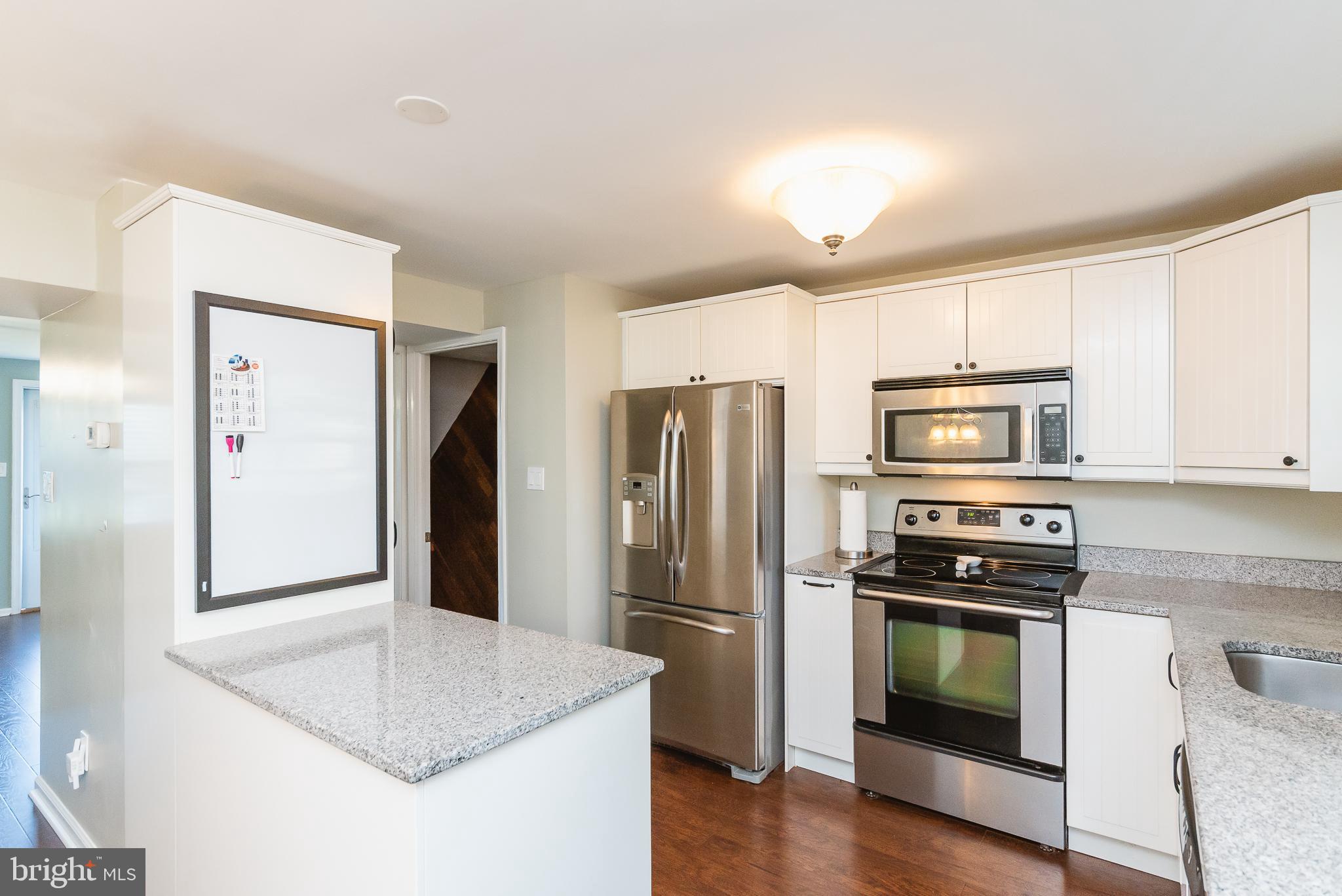 KINGS COURT - Residential