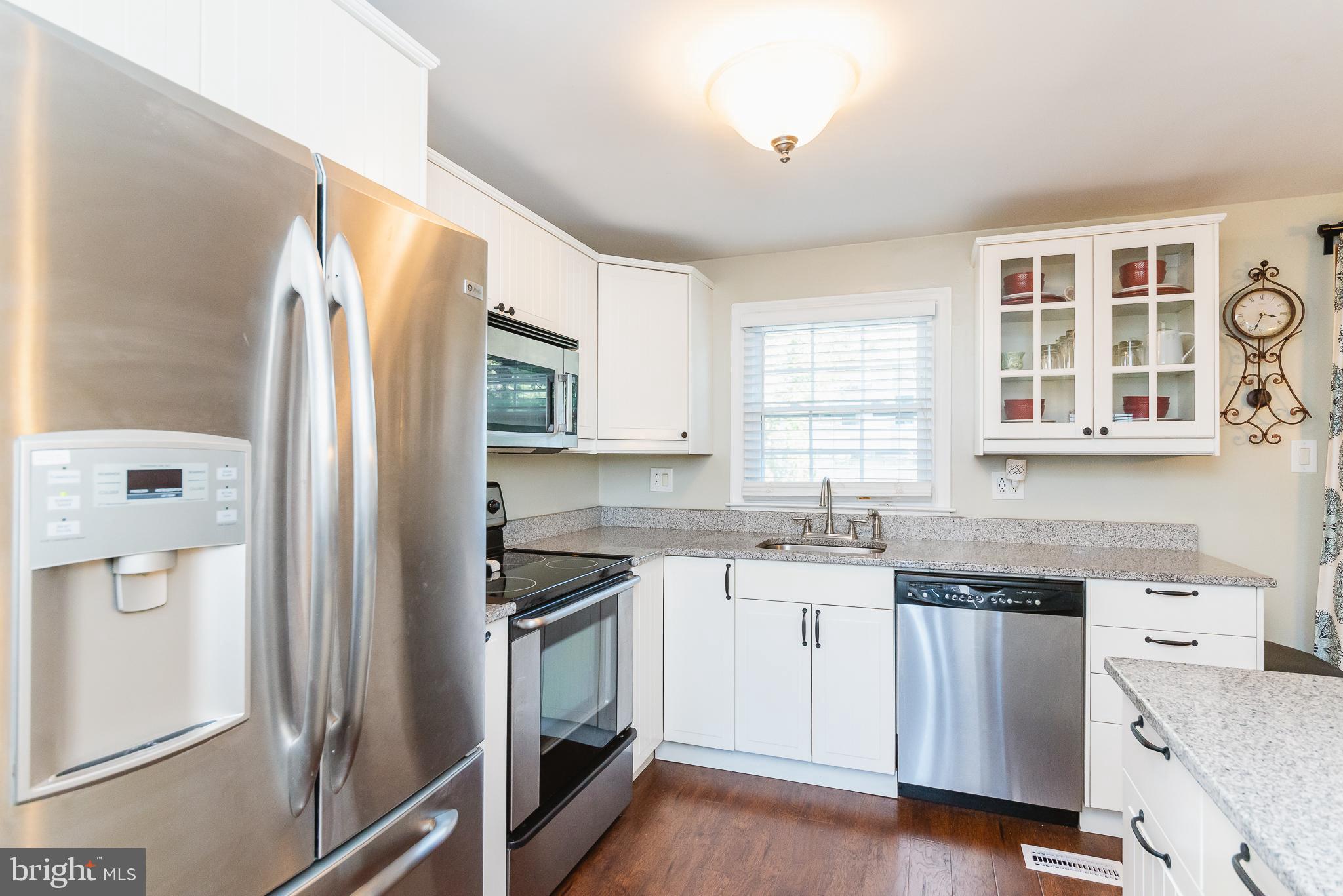 KINGS COURT - Residential