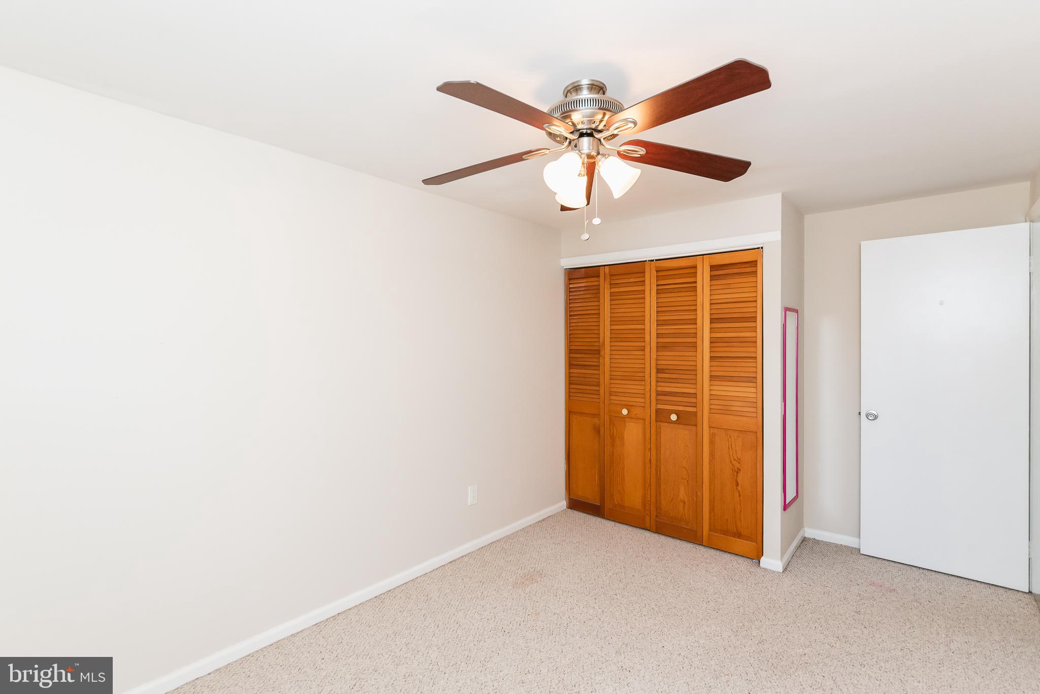 KINGS COURT - Residential