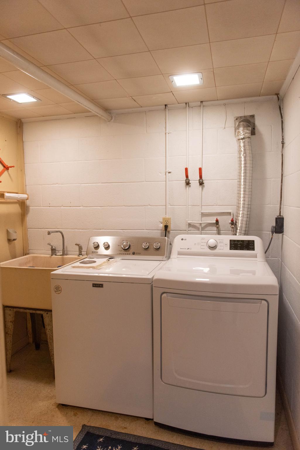 HERSHEY VILLAGE - Residential