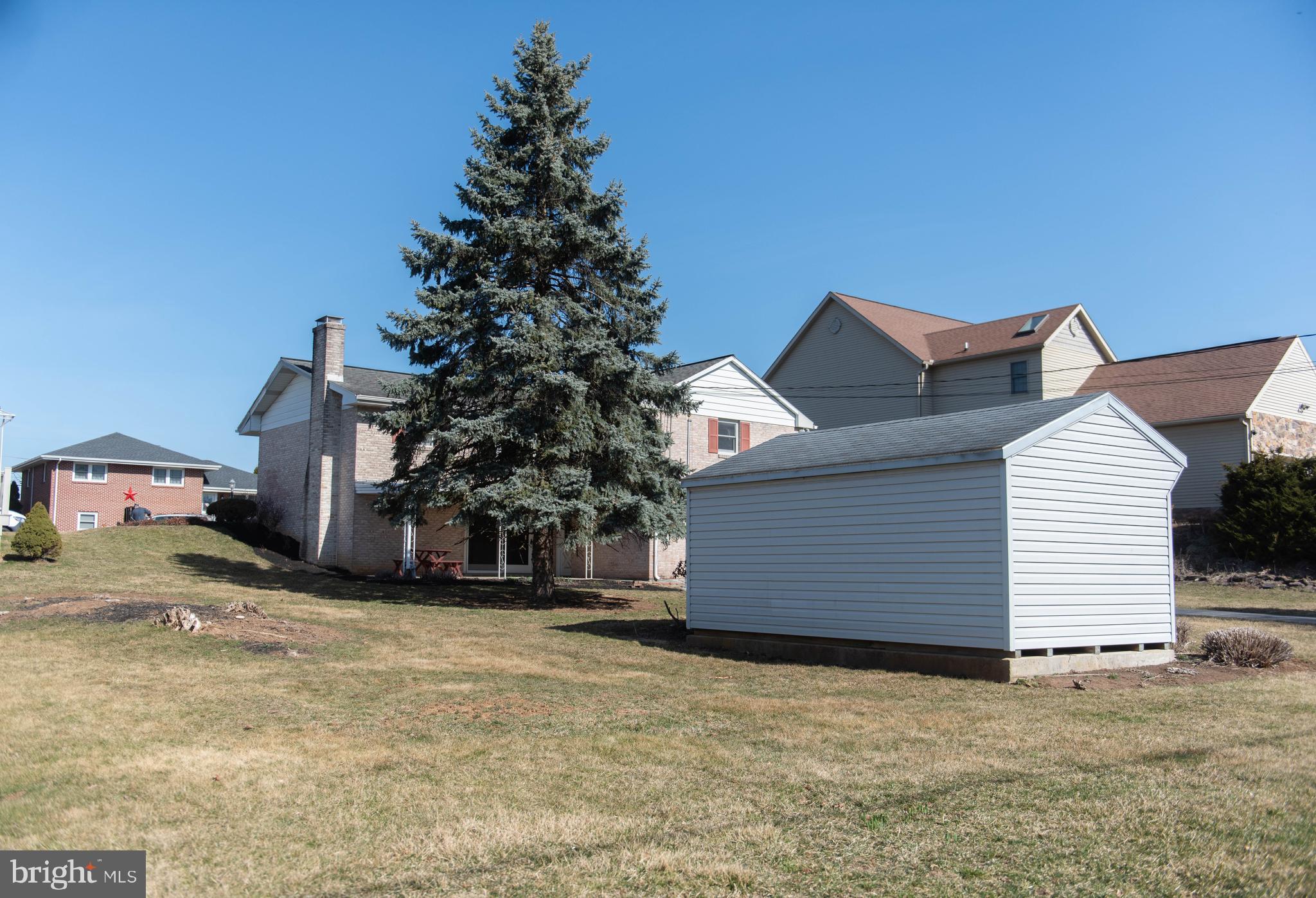 HERSHEY VILLAGE - Residential