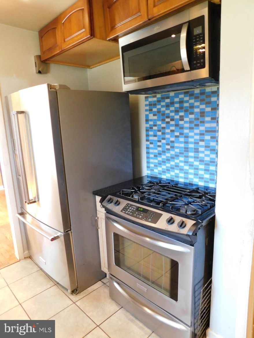 Priced To Sell Fast! Hot 2 Level Rambler, Spacious Kitchen with GRANITE Counters, Stainless Steel Appliances, Tile Backsplash, Recessed Lighting, Spacious Bedrooms, Hardwood Floors, Fireplace, Screened in Porch, Fenced Backyard, Much More!!  Just Waiting For Your Personal Cosmetics to Make it Shine. Close to Schools, Shopping, and Commuter Routes.  This Will Not Last! Sold As-Is.