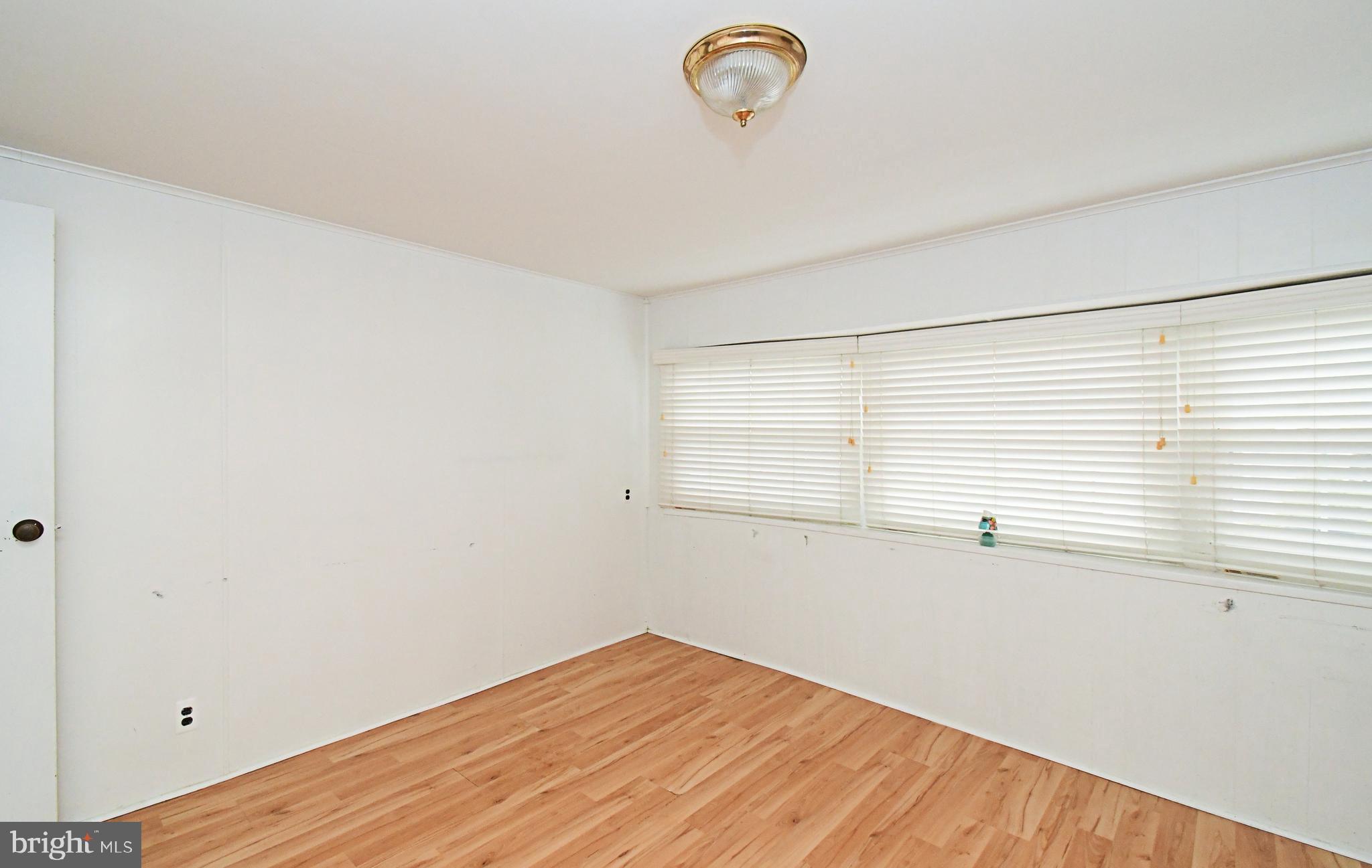 NESHAMINY FALLS - Residential