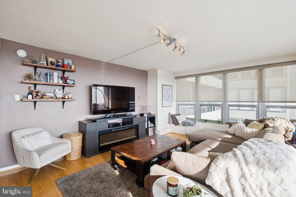 Photo of 224 - 30 W Rittenhouse Square #2811, PHILADELPHIA, PA 19103 (MLS # PAPH2577788)