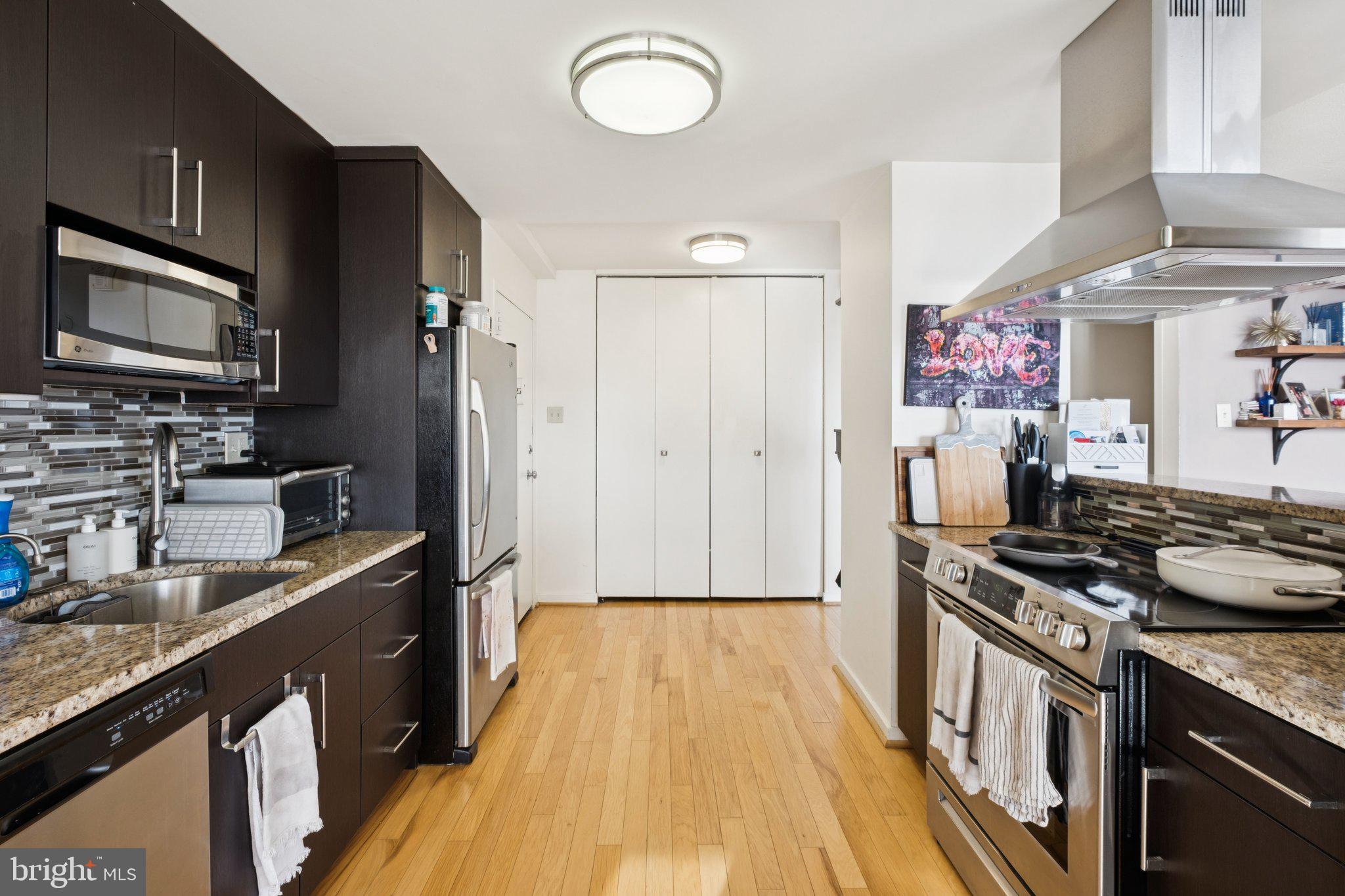 RITTENHOUSE SQUARE - Residential