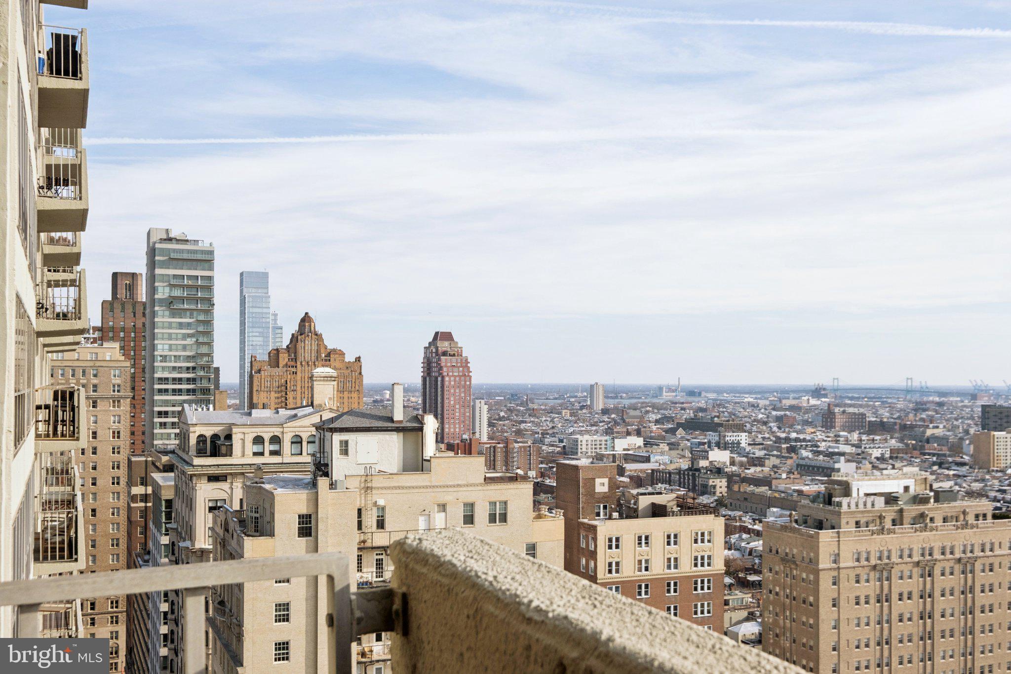 RITTENHOUSE SQUARE - Residential