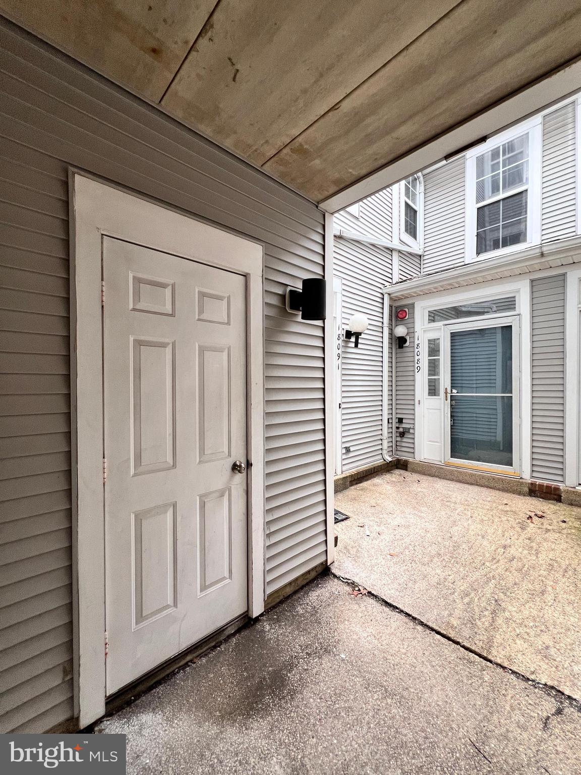 18089 ROYAL BONNET CIRCLE