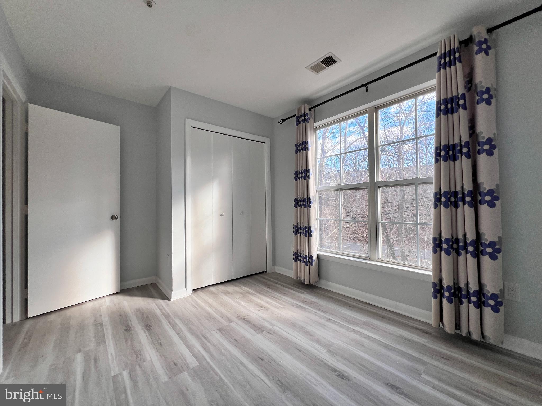 ODEND HAL - Residential Lease