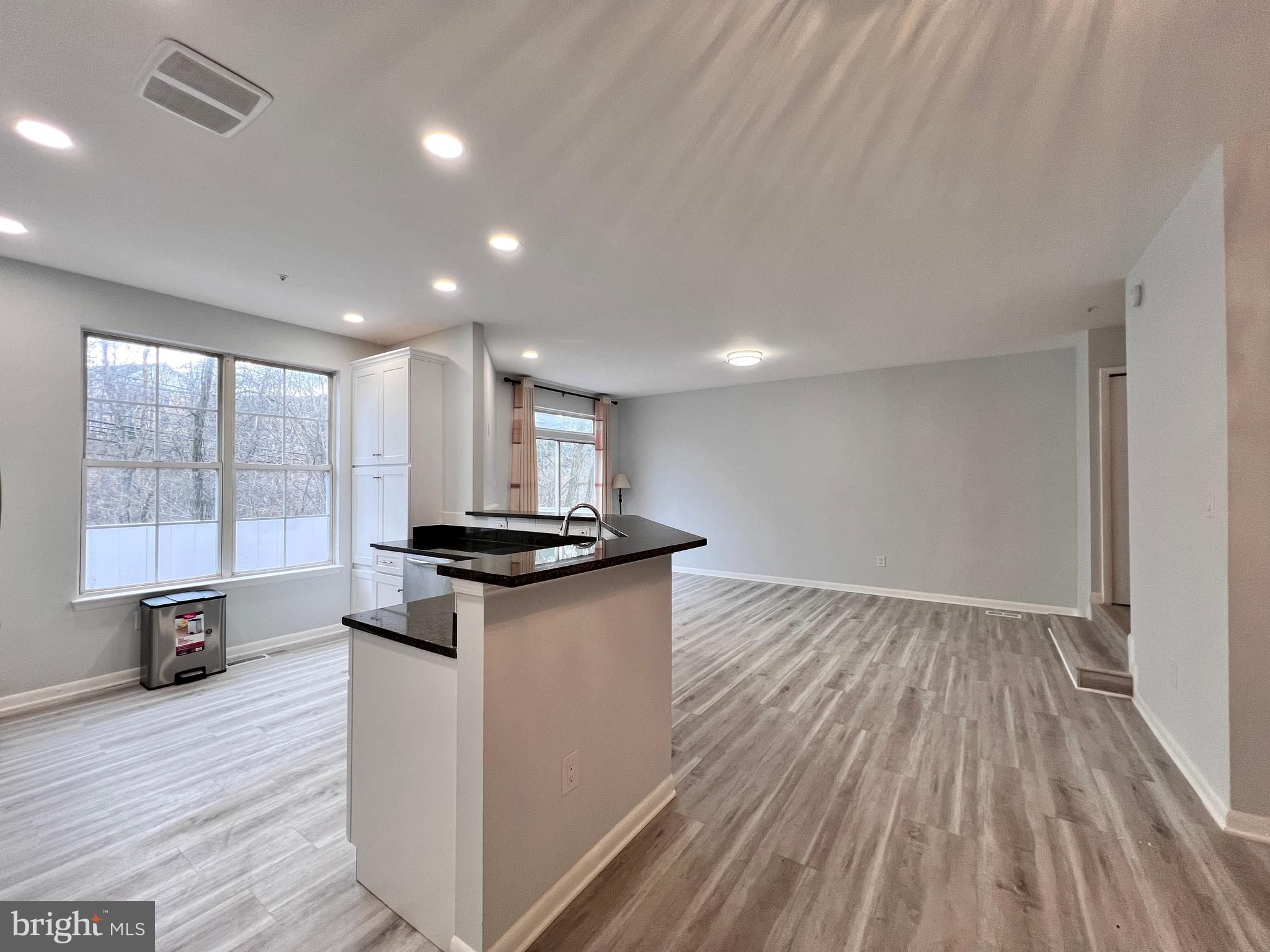 ODEND HAL - Residential Lease