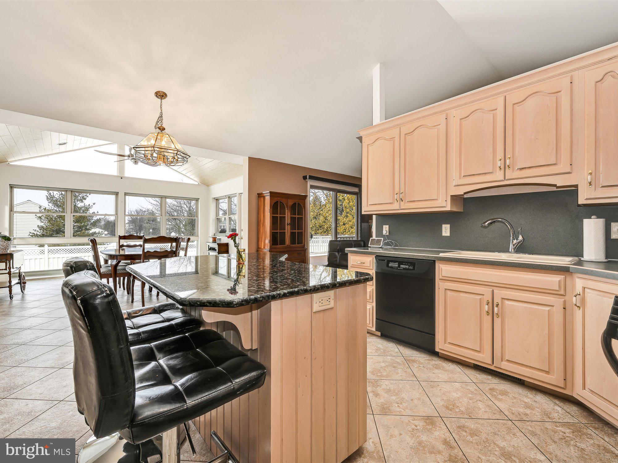 RED ROSE COMMONS - Residential