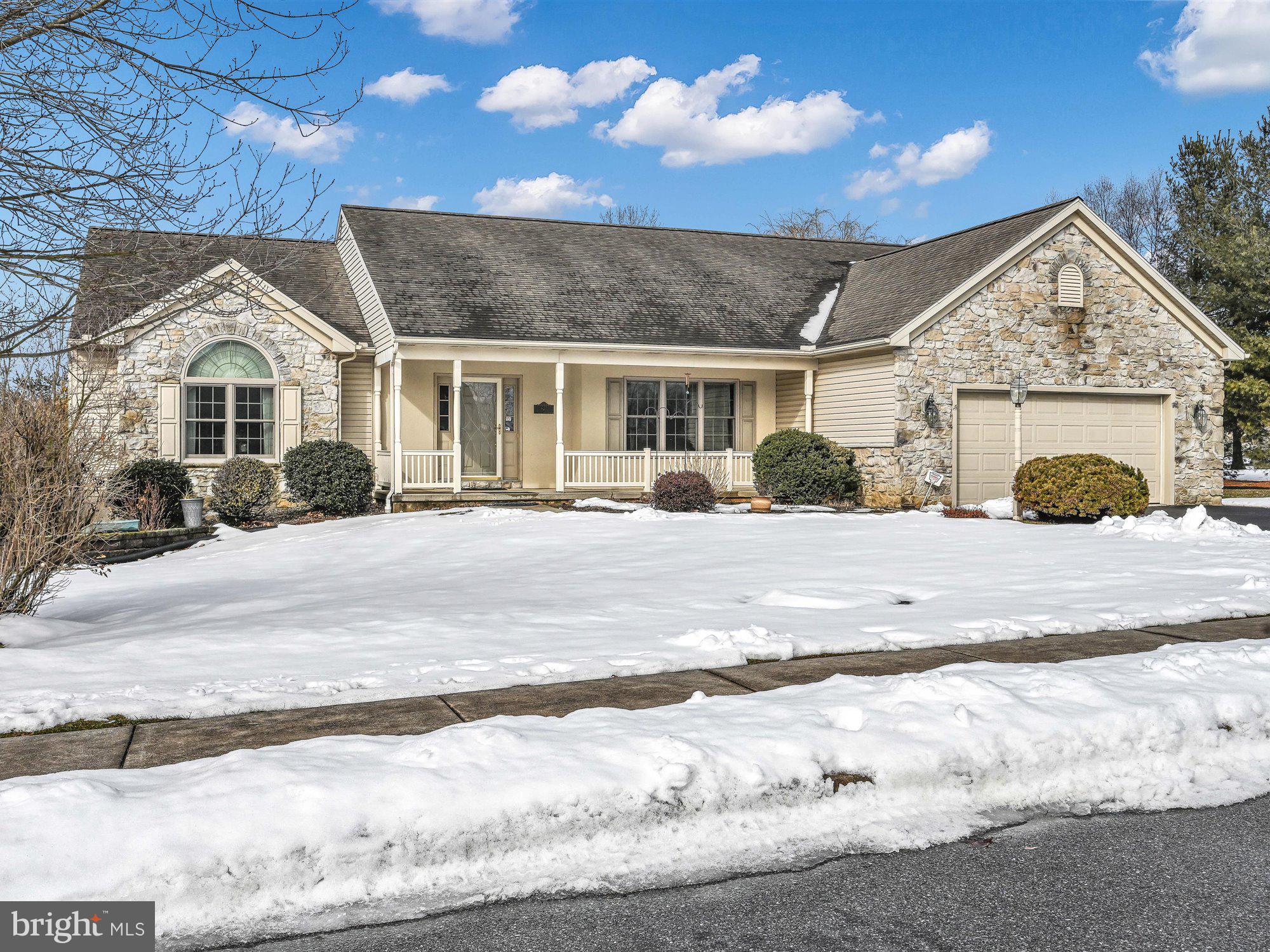 RED ROSE COMMONS - Residential