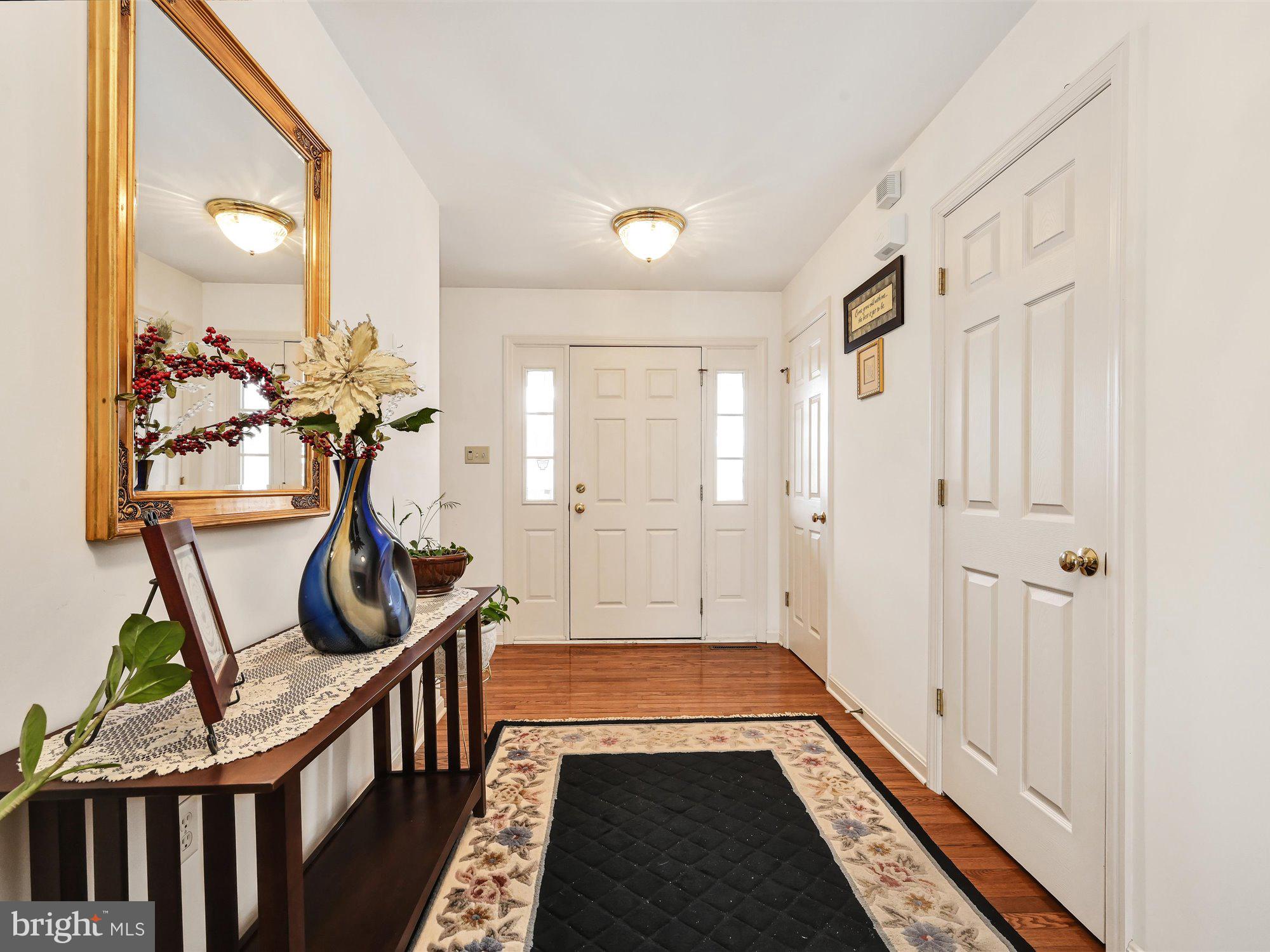 RED ROSE COMMONS - Residential