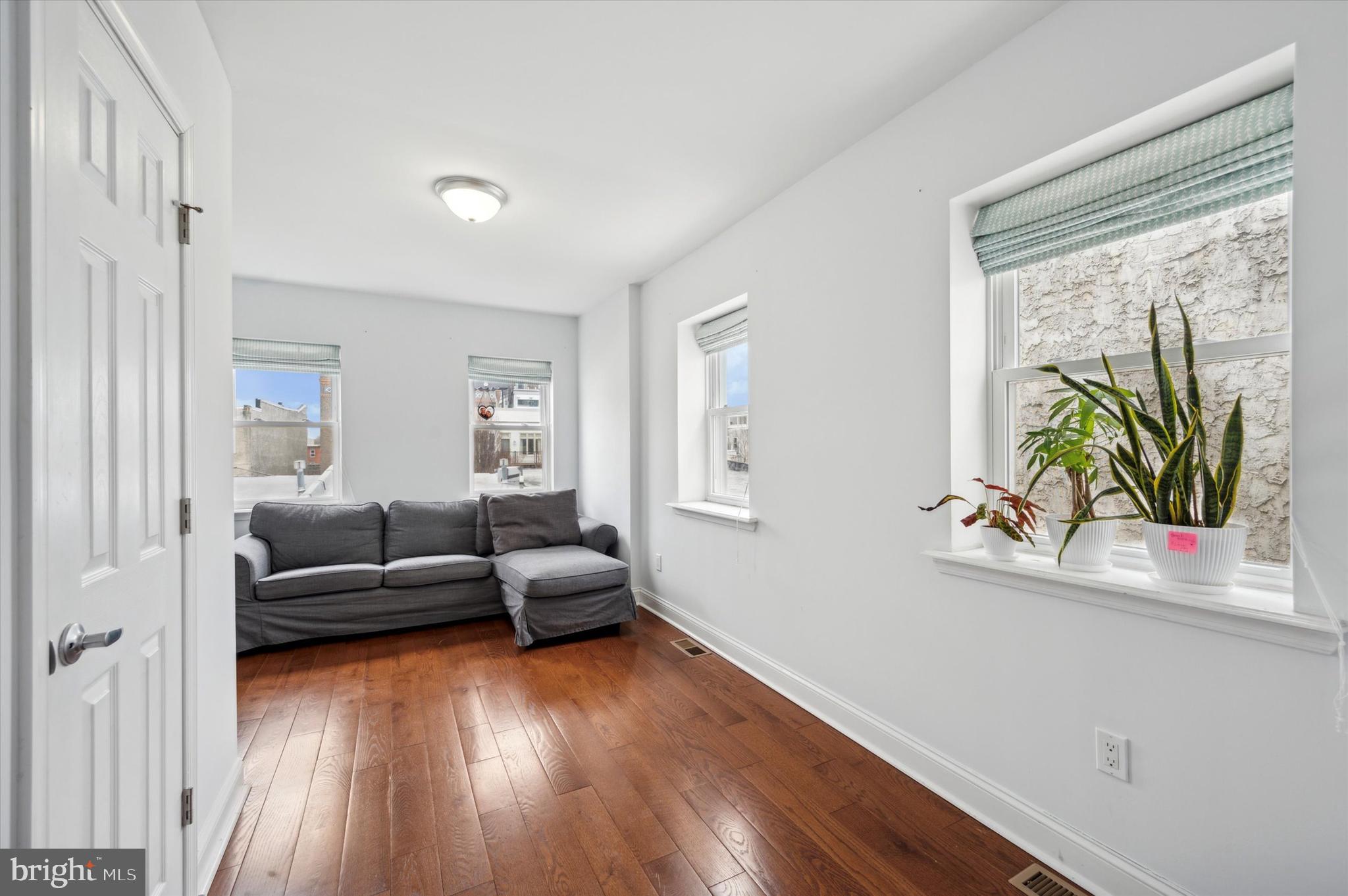 GRADUATE HOSPITAL - Residential Lease