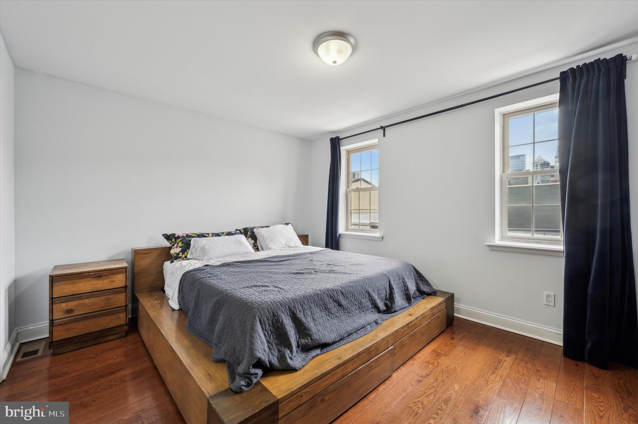 GRADUATE HOSPITAL - Residential Lease