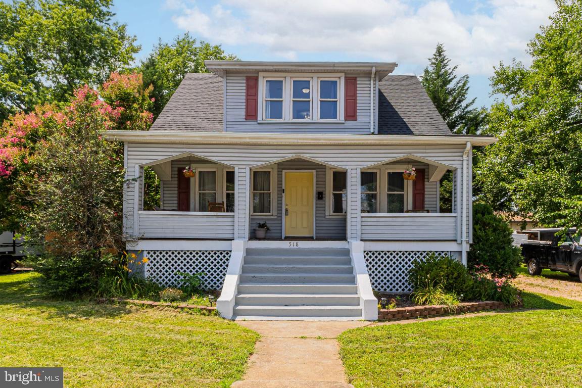 This home welcomes you with a classic covered front porch perfect for morning coffee and friendly neighborhood chats. The 4-bedroom, 2-bathroom layout offers a blend of vintage charm and modern convenience in the heart of Front Royal. A spacious front yard, mature landscaping, and craftsman-style details create a warm first impression for potential buyers. This updated Craftsman-style home exudes character while boasting many contemporary improvements.
Featuring a newer roof, HVAC & water heater. All of the big-ticket systems have been recently replaced, providing peace of mind and energy efficiency for years to come. Enjoy the precision of gas cooking with a newer propane stove, paired with updated stainless steel appliances. Hardwood floors add warmth and character to each room, tying together the classic and updated elements of the interior.
Outside, the covered front porch and the rear deck greatly enhance the home’s livability. Enjoy morning coffee or evening sunsets on the front porch, and host summer barbecues or relax under the stars on the back deck. The flat yard is easy to maintain and offers a spot for gardening, play, or pets without overwhelming upkeep. Situated on a quiet street in the town of Front Royal, this property is close to local shops, dining, and parks – adding convenience to its list of perks.
Don't Miss Out – Schedule a Tour: Combining classic appeal with modern updates, 518 Warren Ave is a true gem that offers the perfect balance of comfort, style, and peace of mind. Schedule your showing today and experience the exceptional livability and value this beautifully updated home provides!