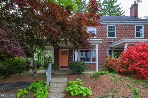 1003 MAPLE AVENUE LANCASTER PA 17603