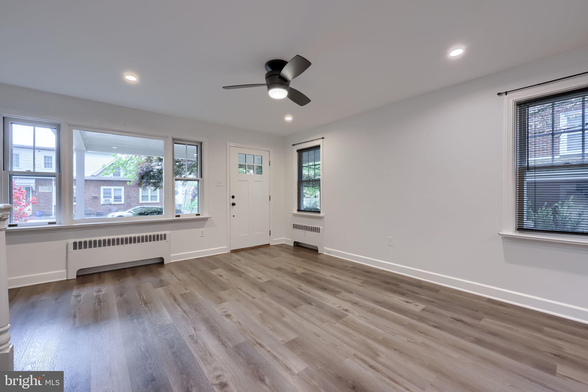 HAMILTON PARK - Residential