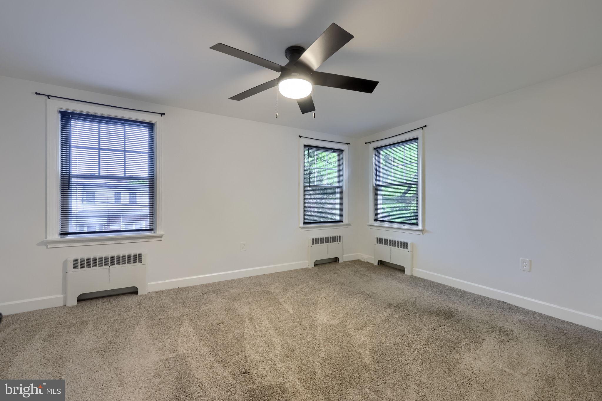 HAMILTON PARK - Residential