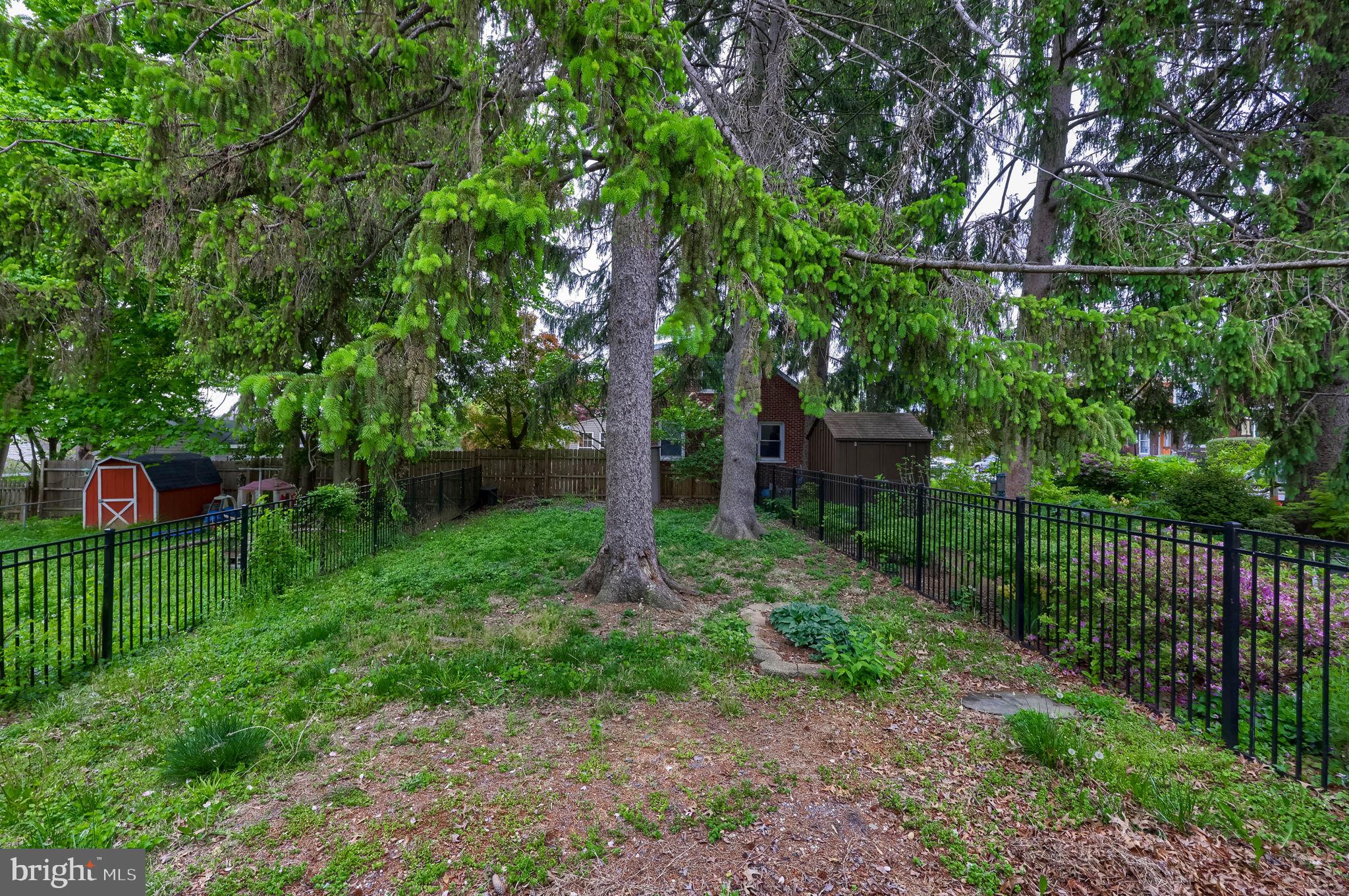 HAMILTON PARK - Residential
