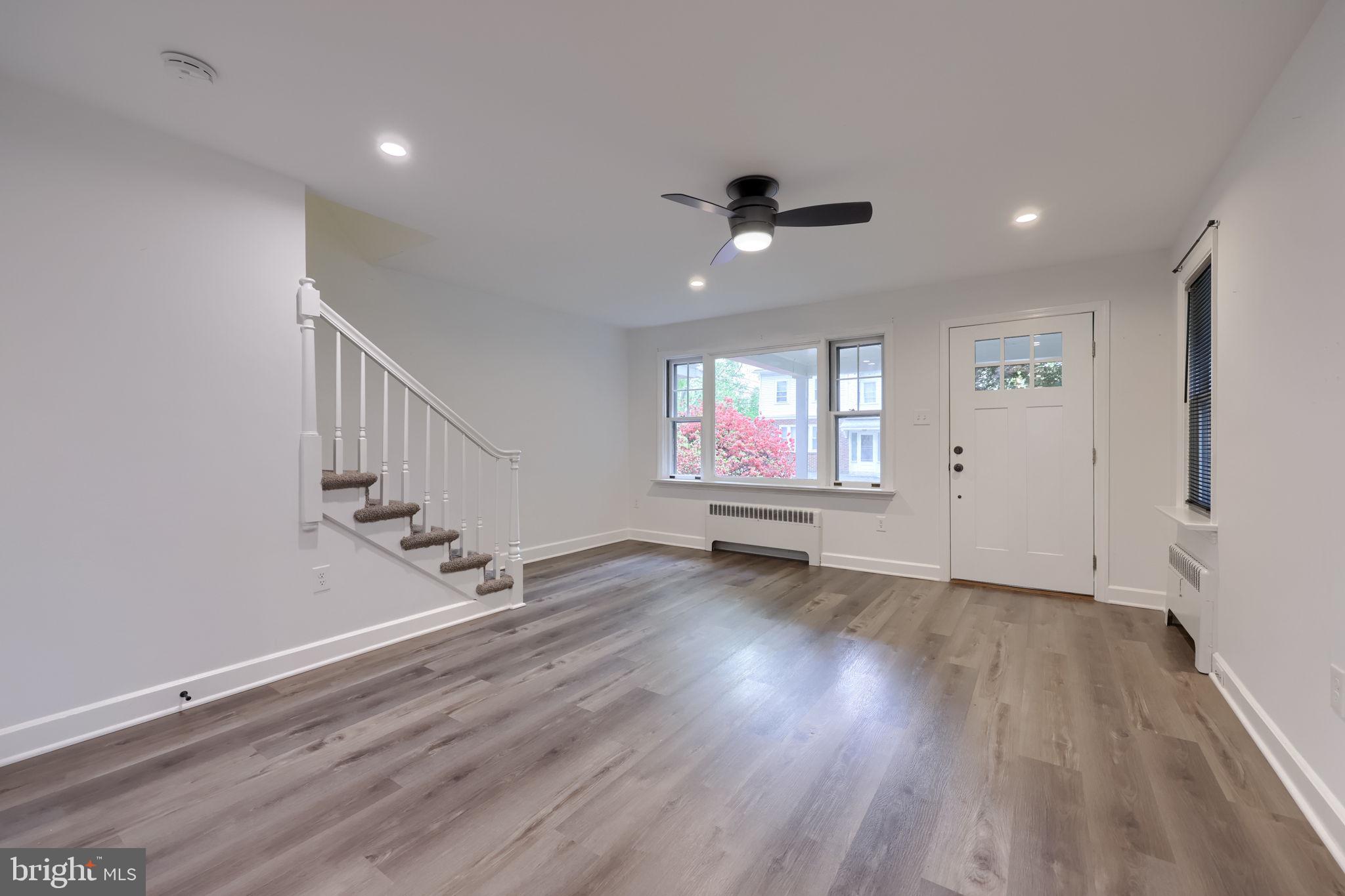 HAMILTON PARK - Residential