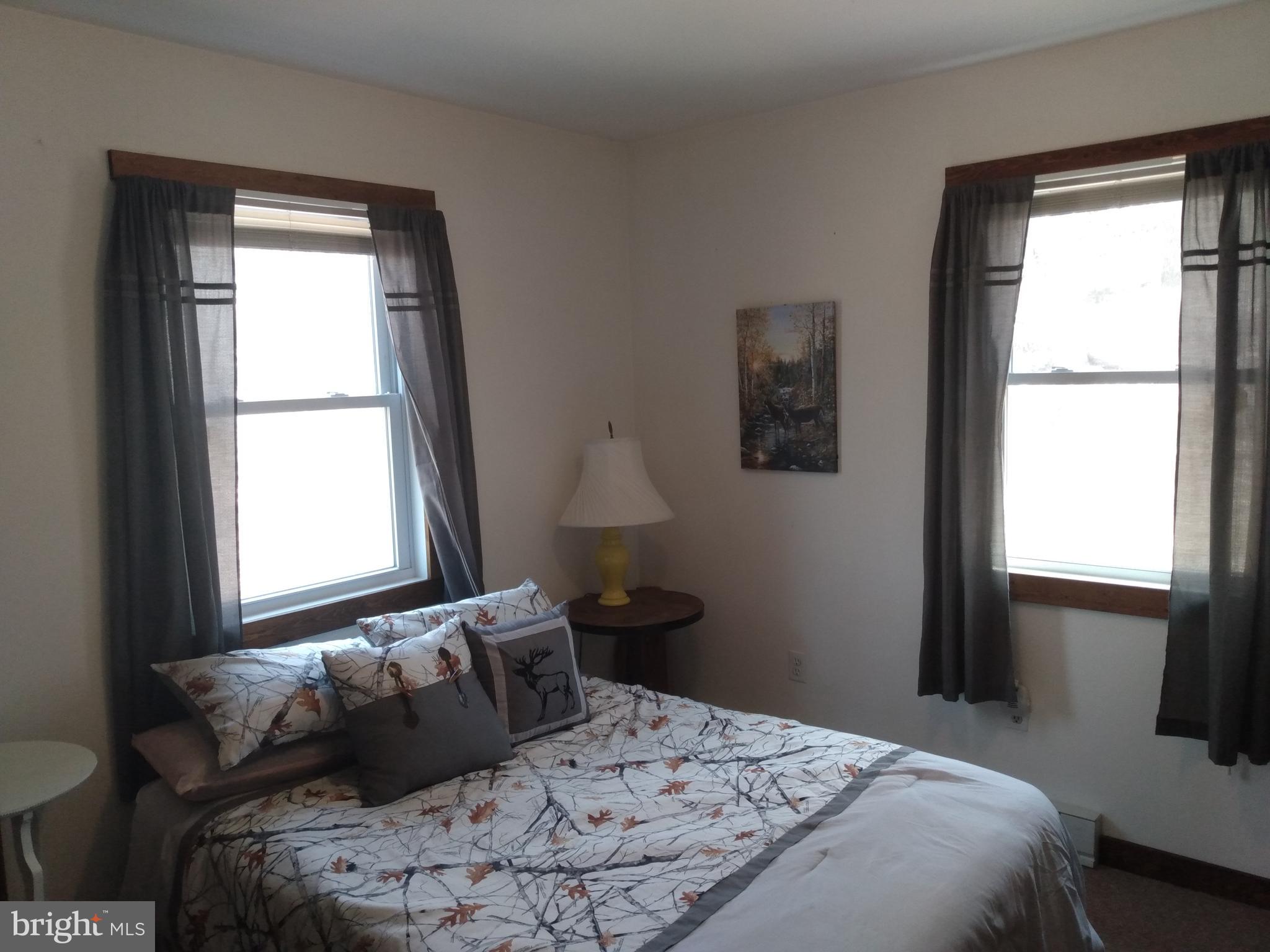 ROUSE MOUNTAIN - Residential