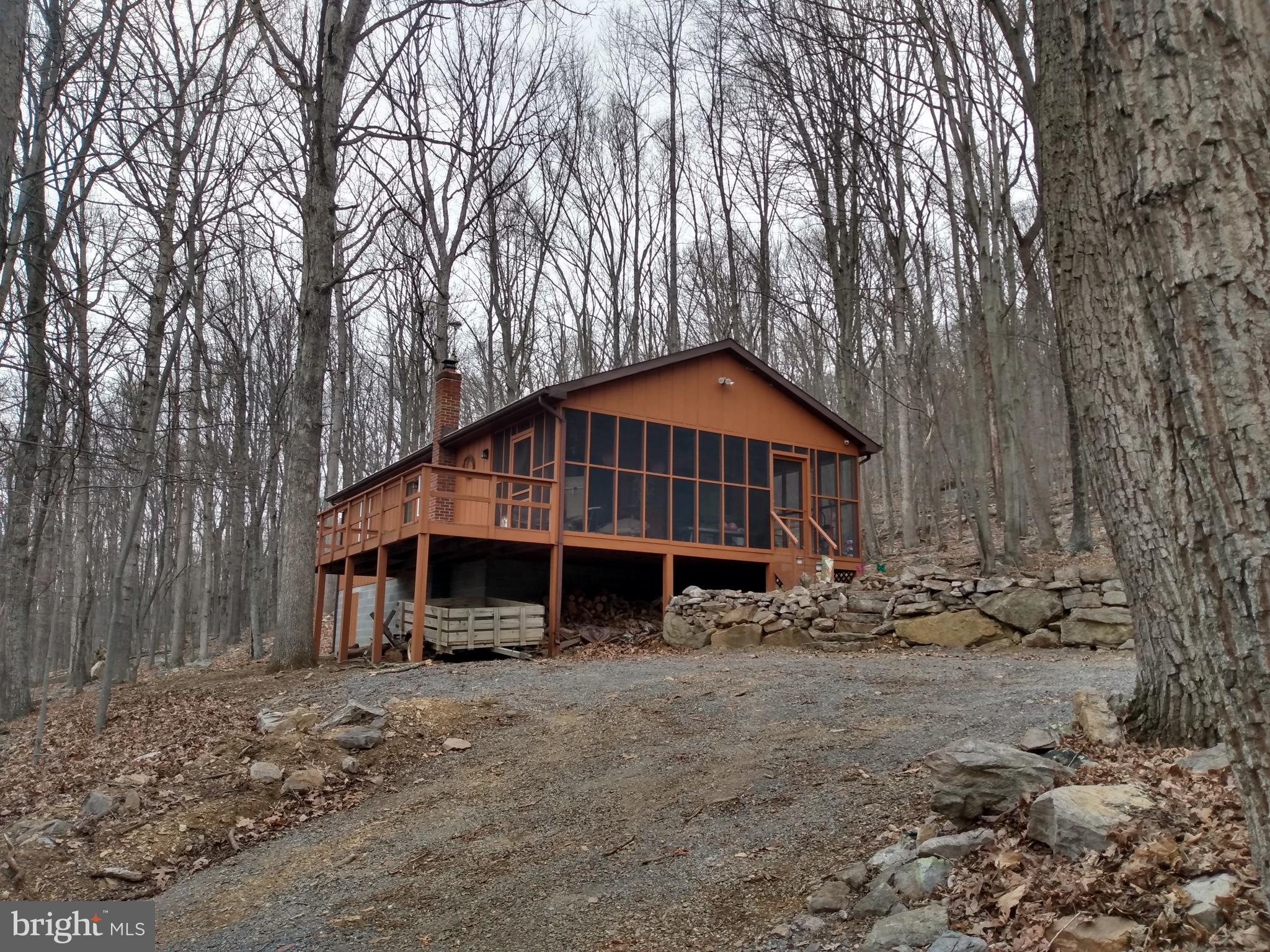 ROUSE MOUNTAIN - Residential