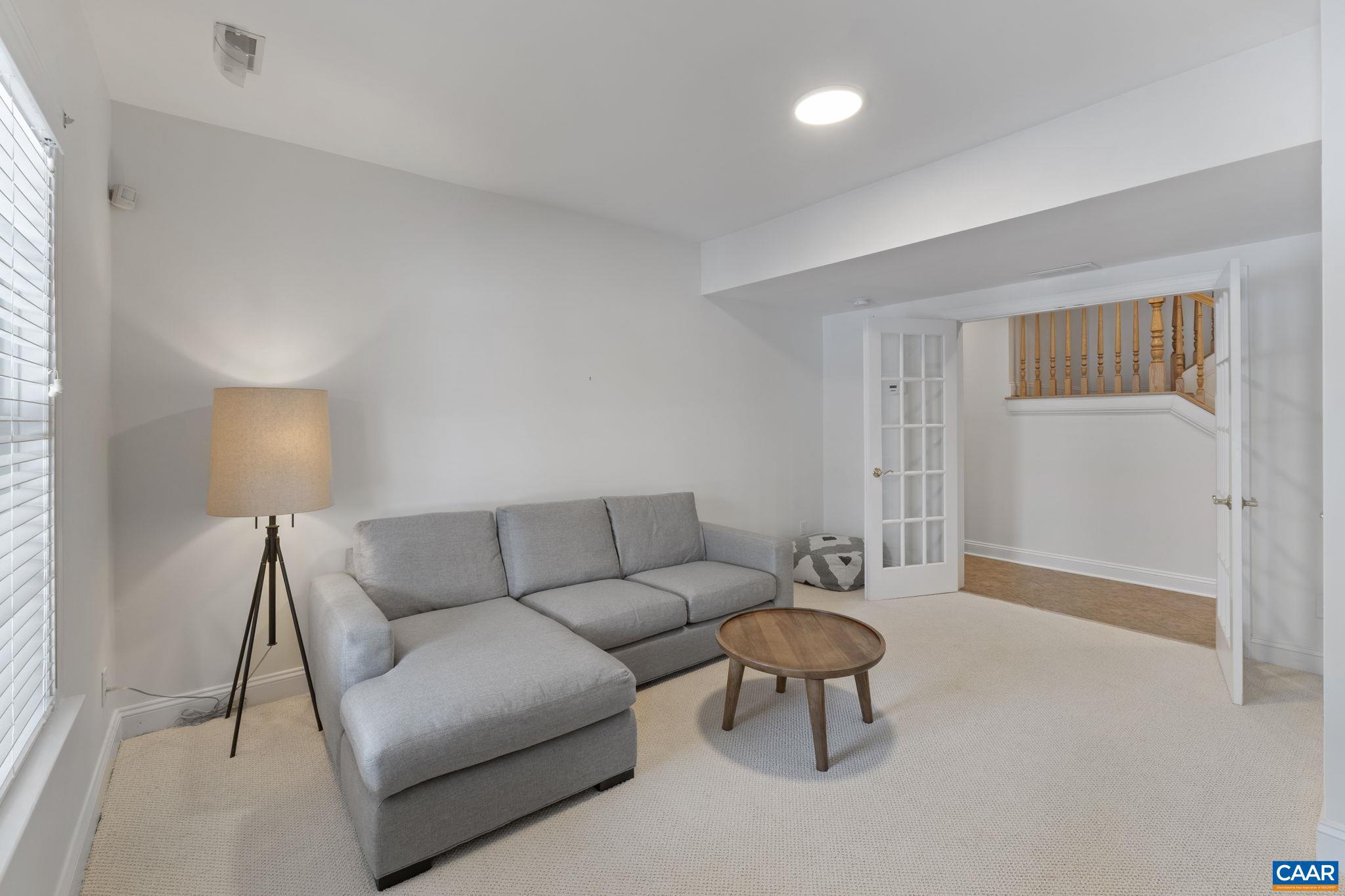 THE ROCKS - Residential